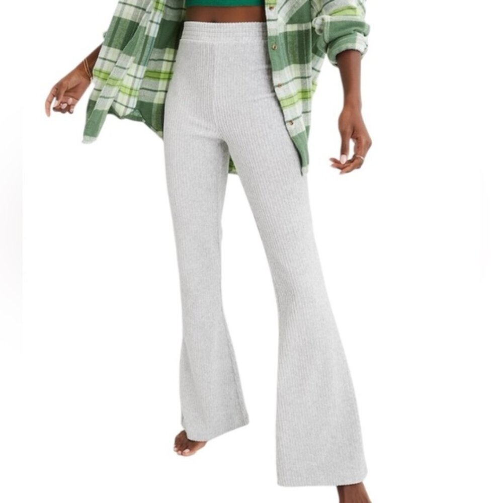 Aerie Groove-On Velour High Waisted Flare Pant